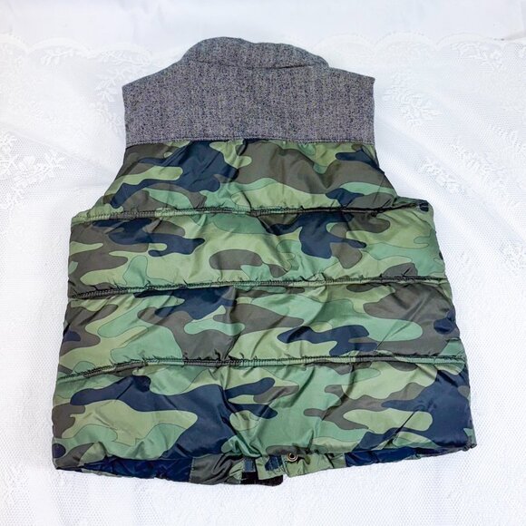 GAP Camo Puffer Vest with Gray Tweed Collar babyGAP - Picture 12 of 12